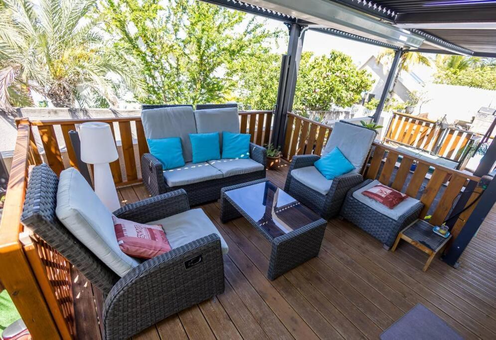 Villa Charm' Ile Сен Жилс ле Бен Екстериор снимка